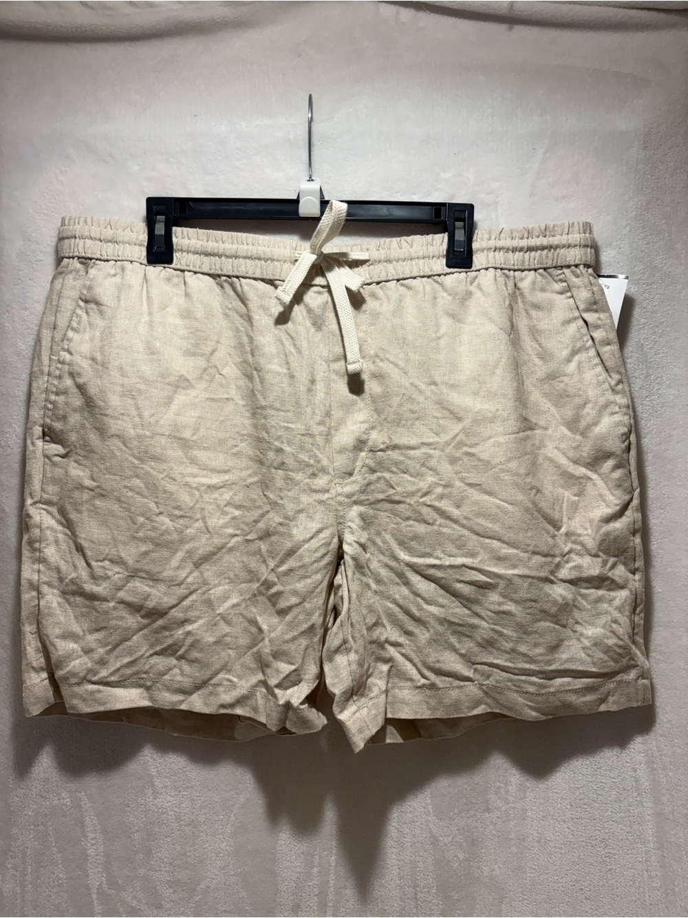 Goodfellow & Co Men's Drawstring Shorts in Natural Cream